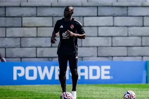 ديانج: سنبذل قصارى جهدنا للفوز أمام بورتو.. ودعم جماهير الأهلي يمثل دافعًا كبيرًا لنا